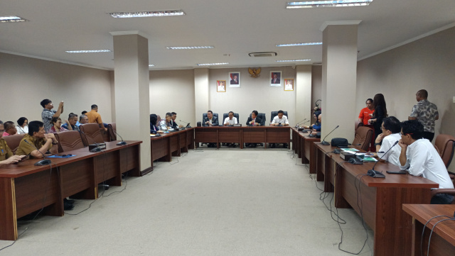 Jalan Milik PT MSM Diusulkan Jadi Akses Alternatif Warga Ranowulu-Likupang Timur